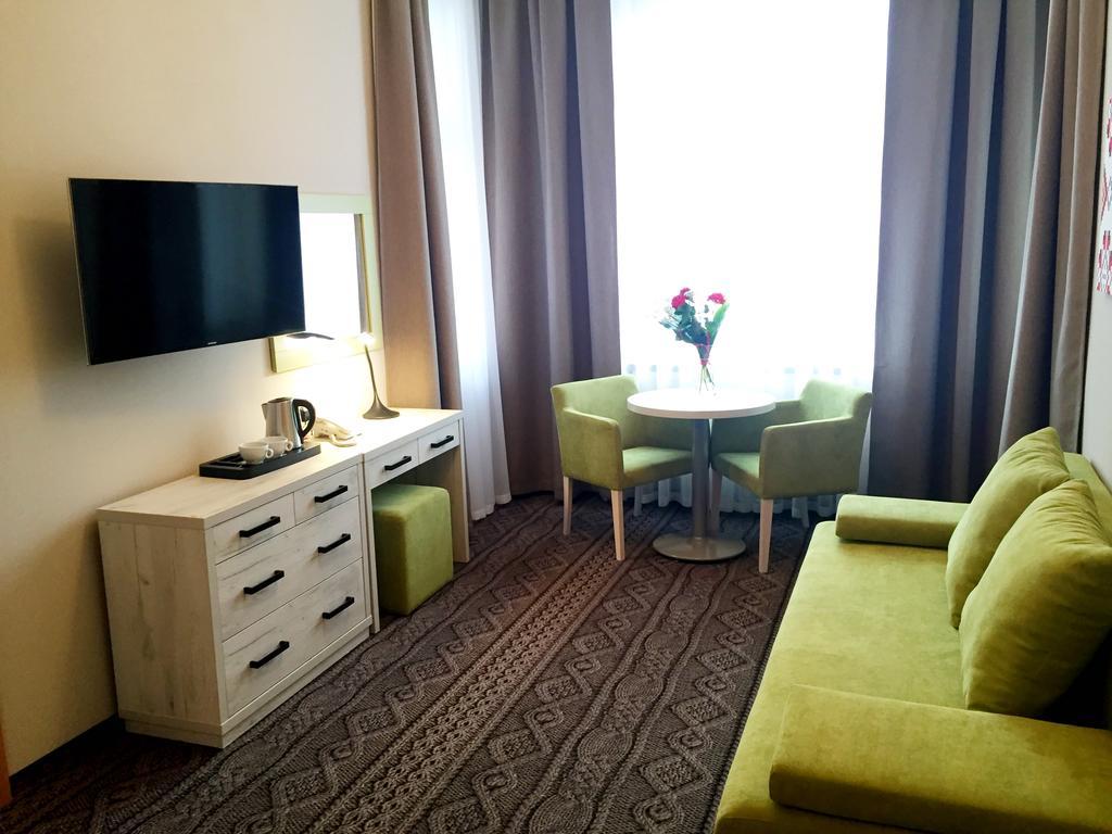 Hotel *** Nat Krynica Zdroj Εξωτερικό φωτογραφία